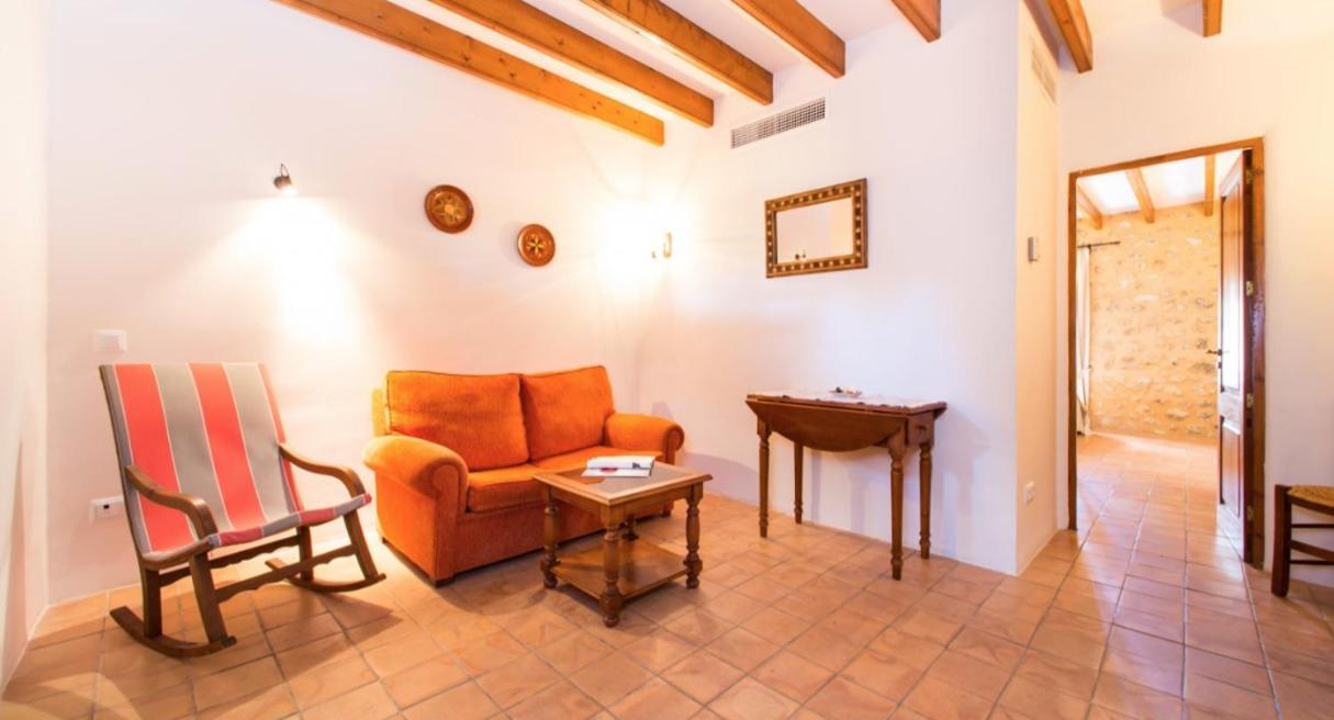 Ses Cases Noves Farm stay