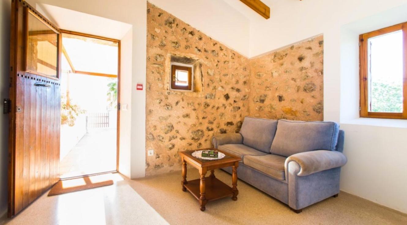 Farm stay Ses Cases Noves